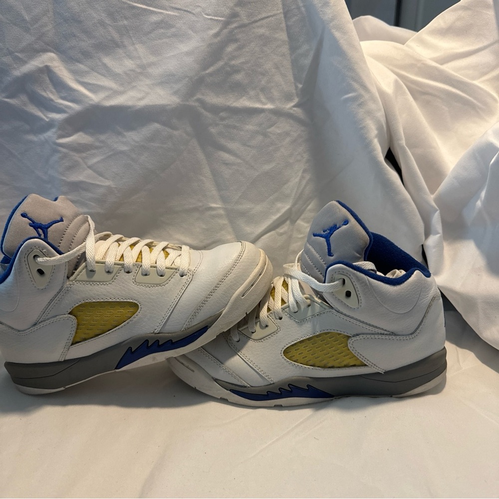 Air Jordan Retro 5 White and Blue Sneakers